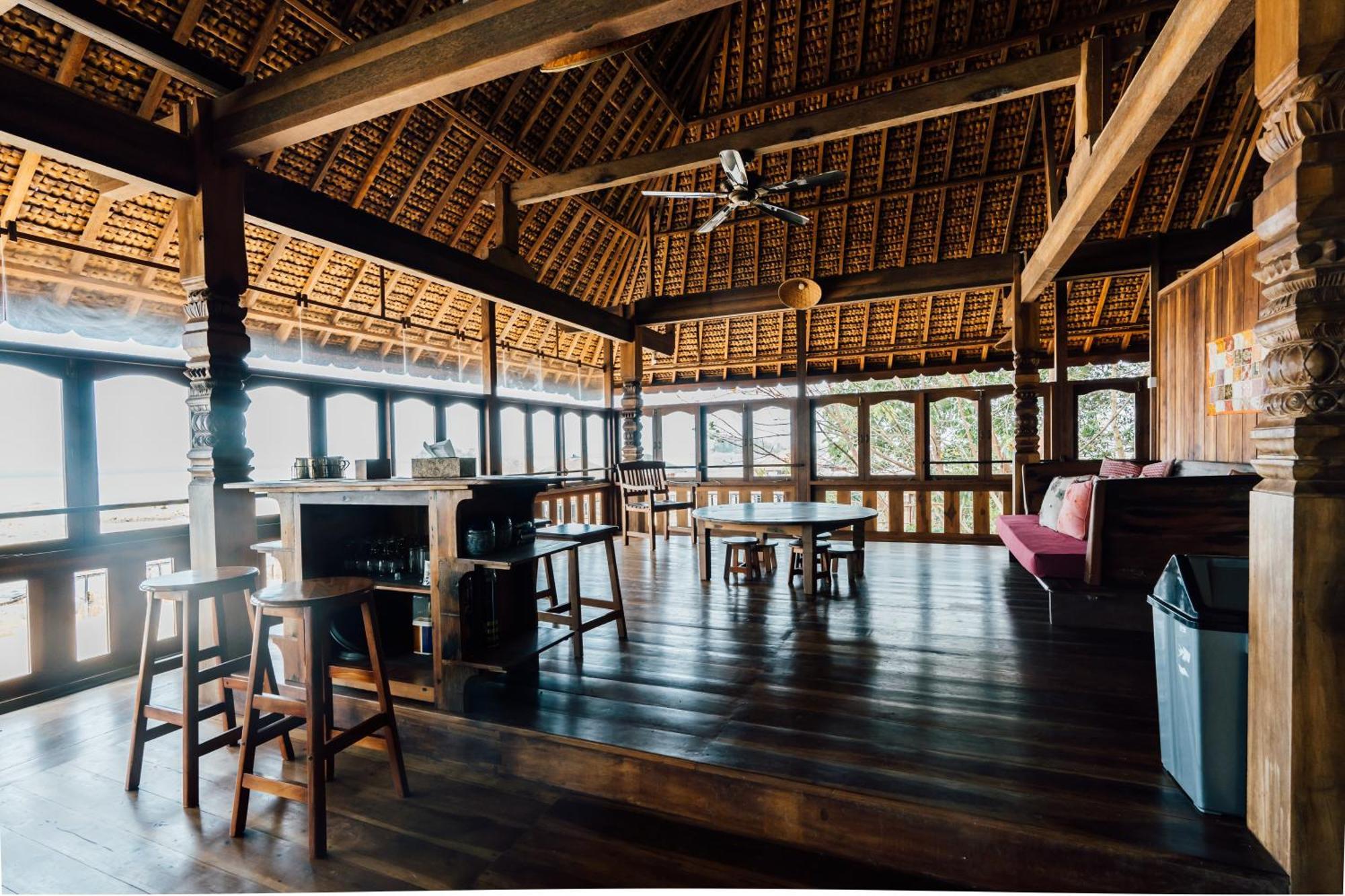 Loola Adventure Resort Teluk Bakau Exterior photo