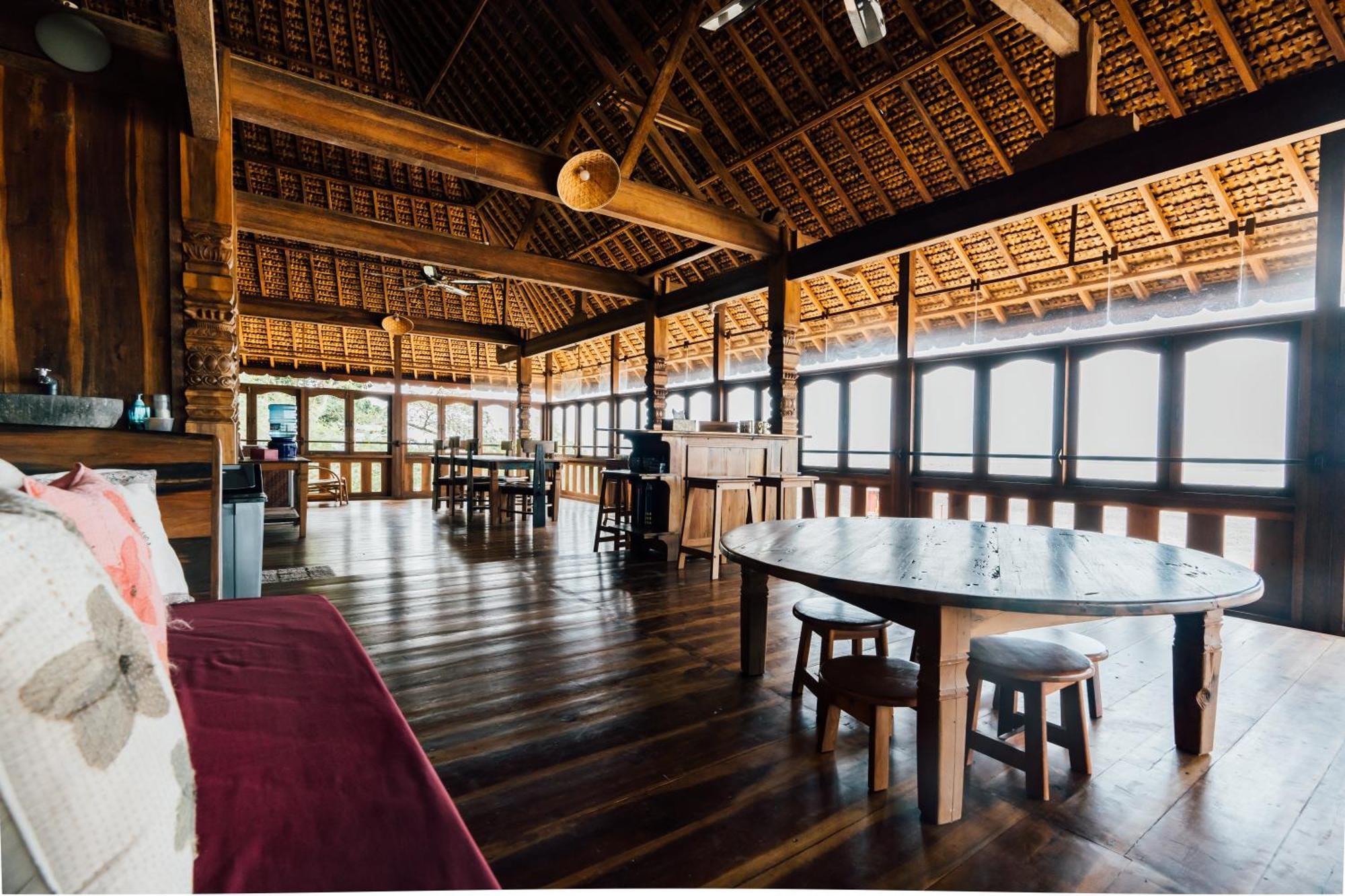 Loola Adventure Resort Teluk Bakau Exterior photo