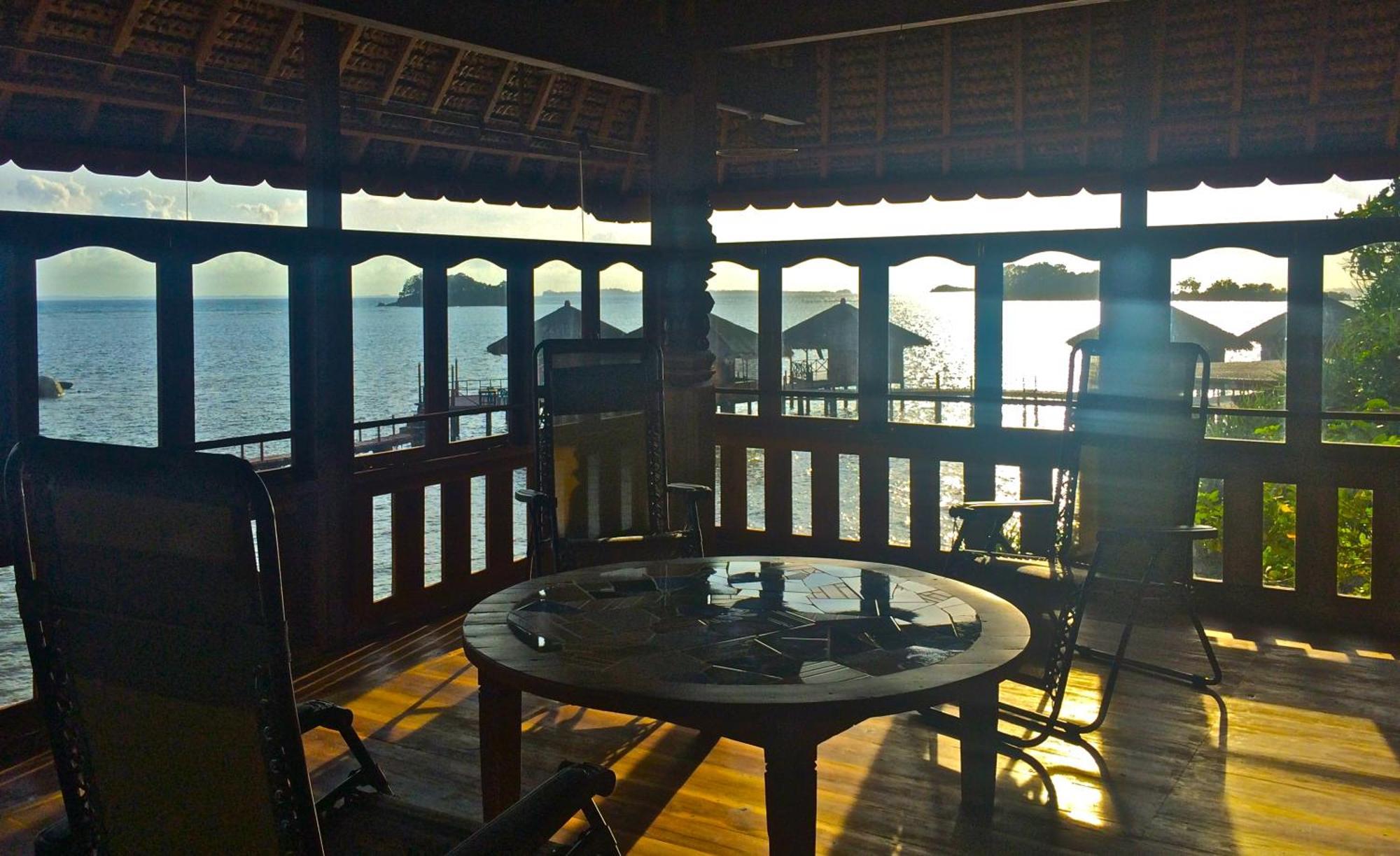 Loola Adventure Resort Teluk Bakau Exterior photo